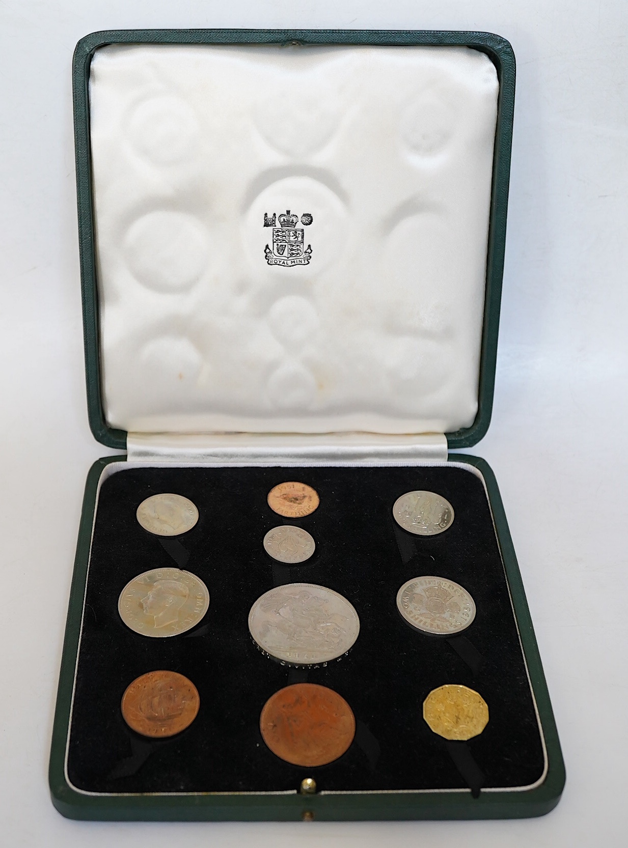 British proof coins, 1951 George VI Festival of Britain proof 10 coin set, crown to farthing, in deluxe case of issue, together with a Festival of Britain program and various promotional photographs
